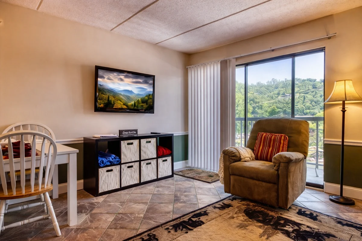 Condo in Gatlinburg property photo 5