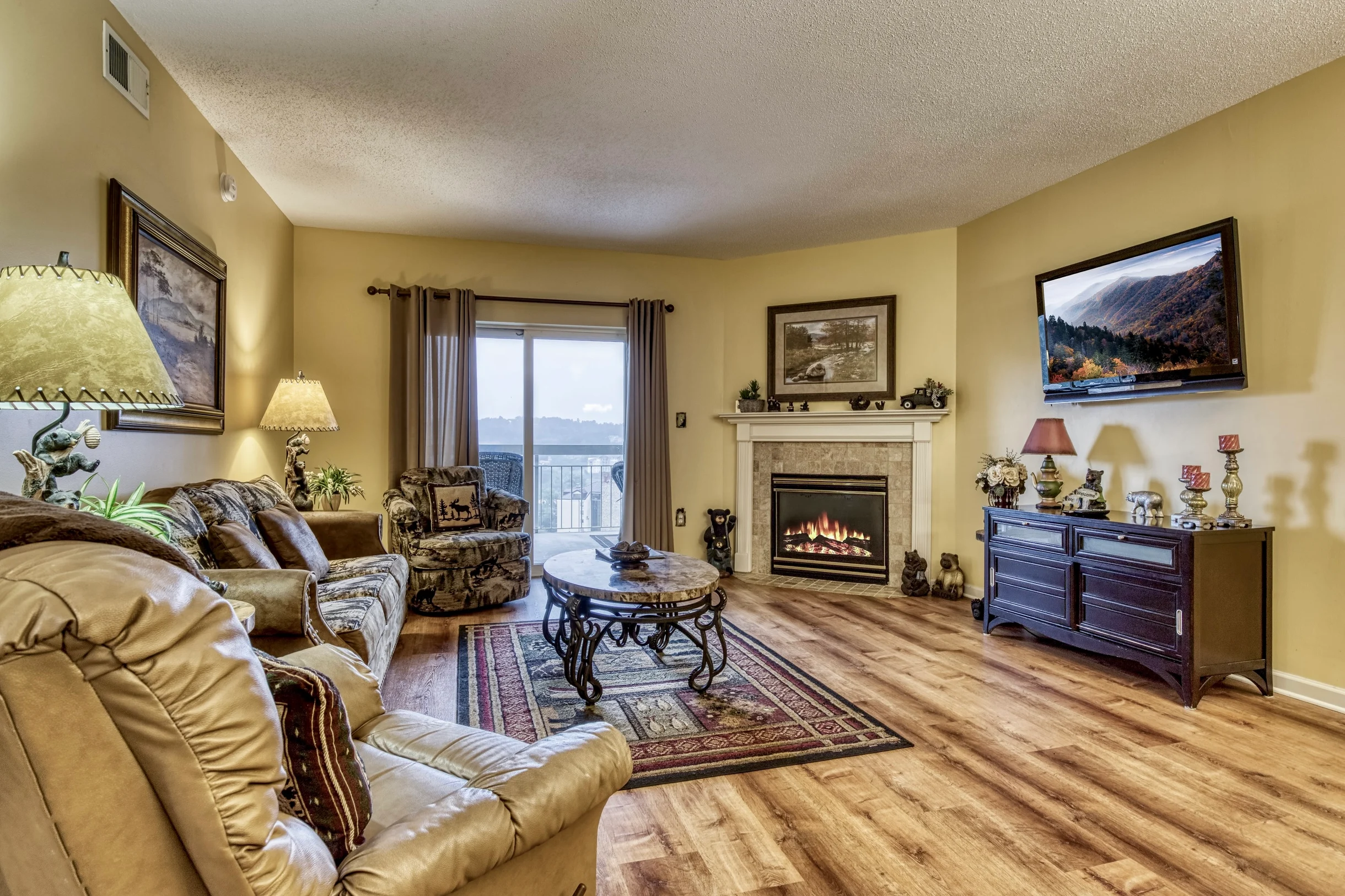 Condo in Pigeon Forge property photo 2