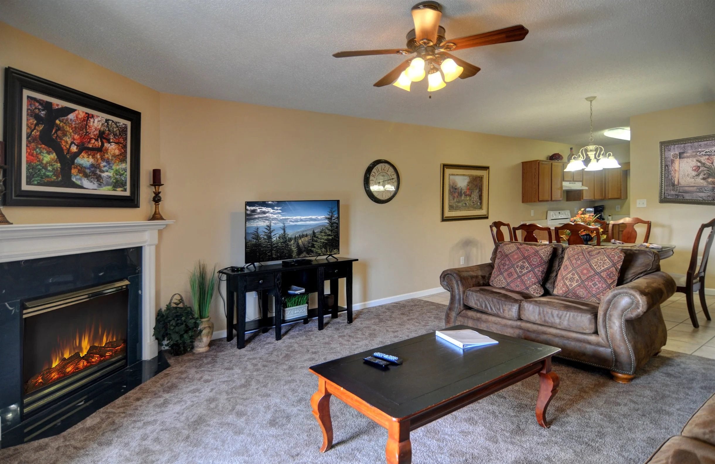 Condo in Pigeon Forge property photo 4