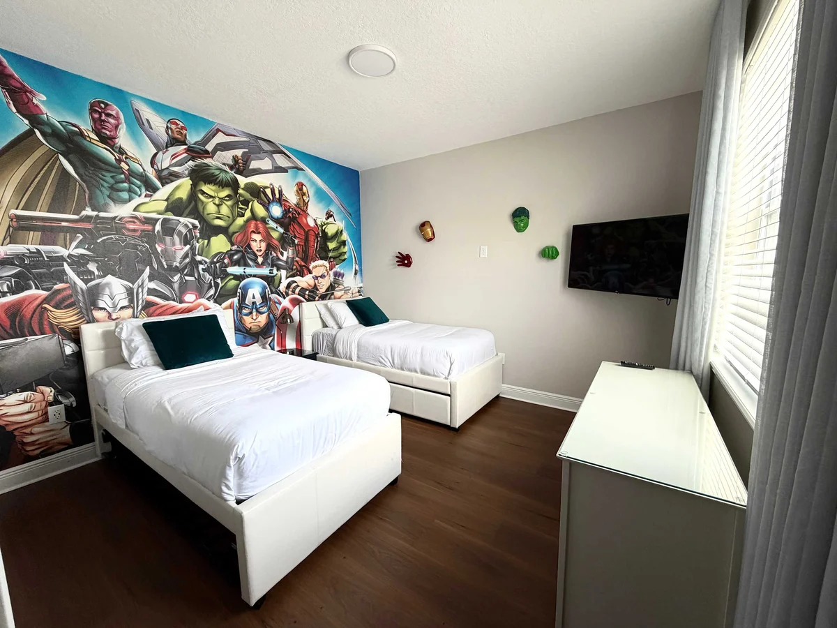 Bedroom 12 image 1
