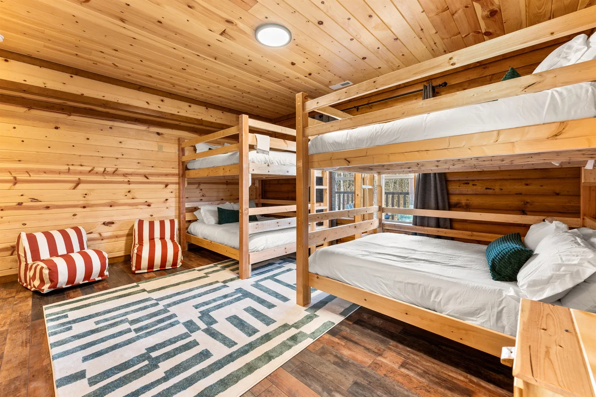 Bedroom 3 image 1