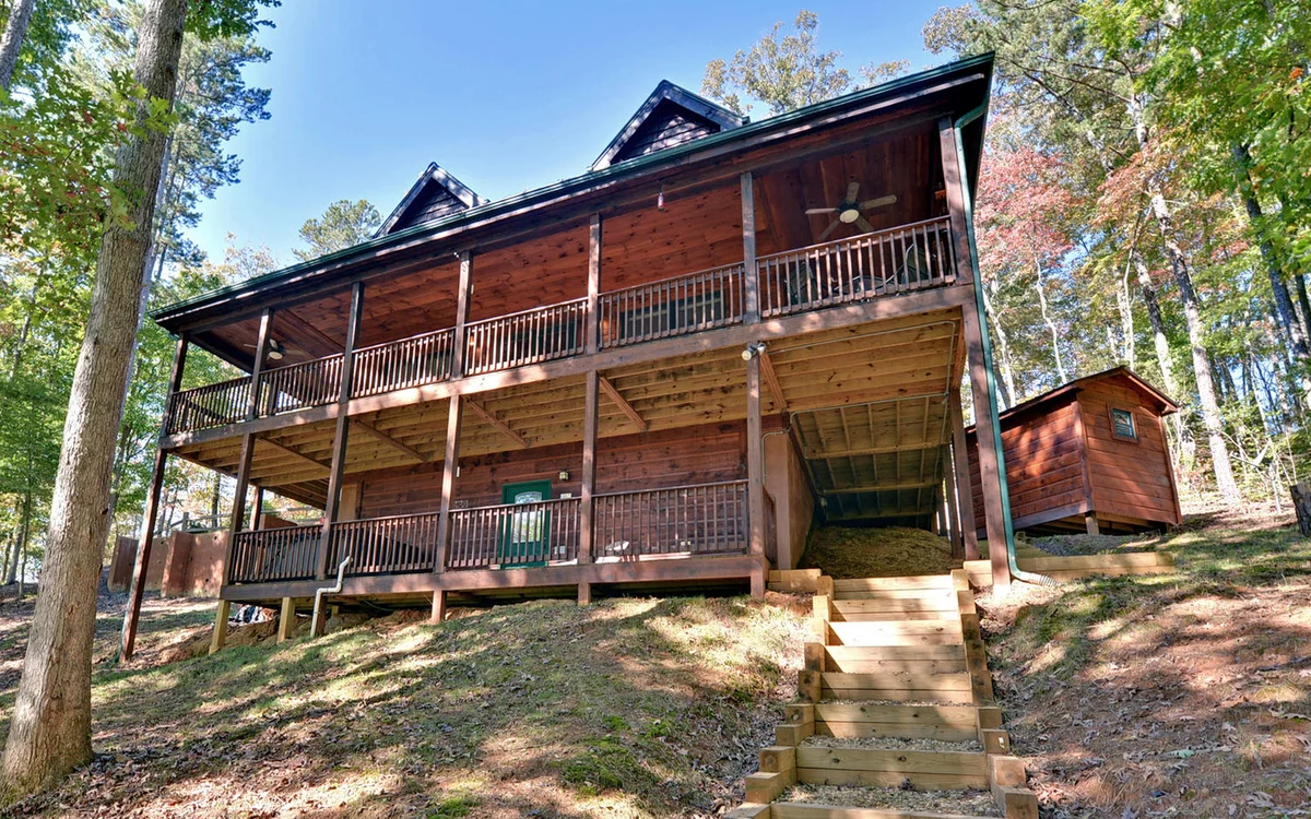 100 Acre Wood, Hot Tub, Fire Pit, Pool Table property photo 2