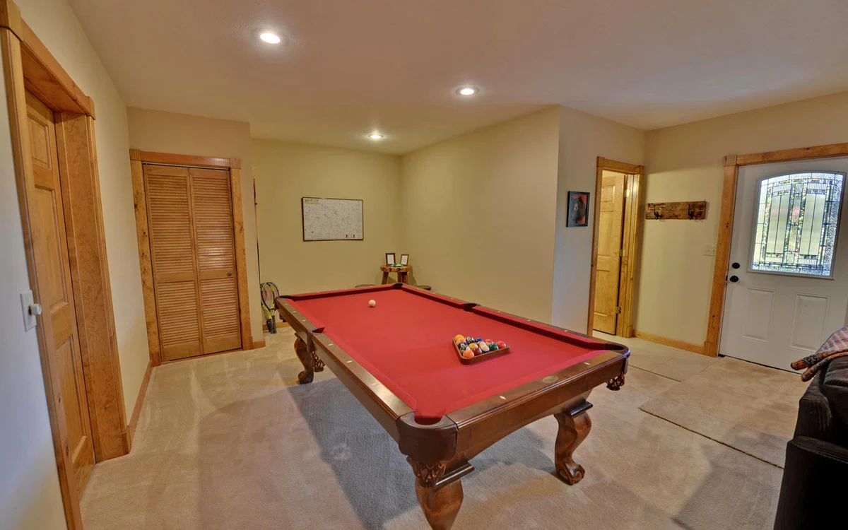 100 Acre Wood, Hot Tub, Fire Pit, Pool Table property photo 5