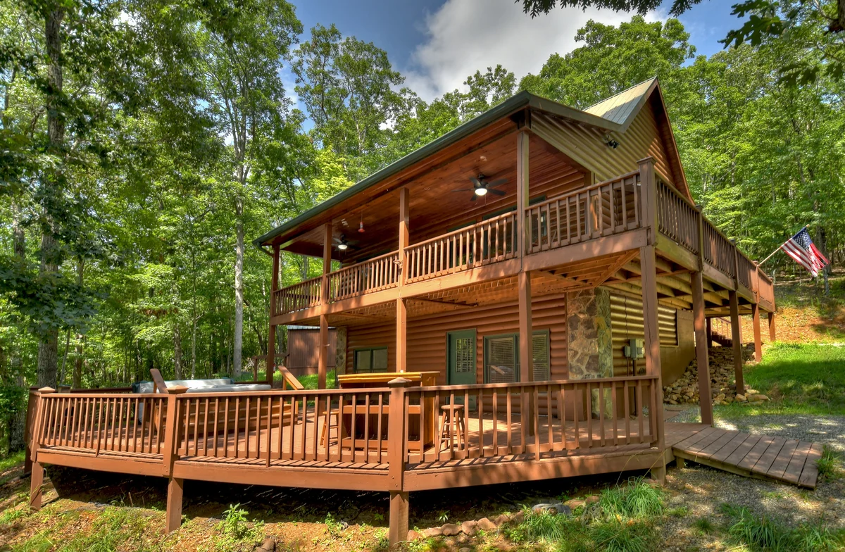 Luna Landing-Pet Friendly, Mtn Views, Hot Tub property photo 1