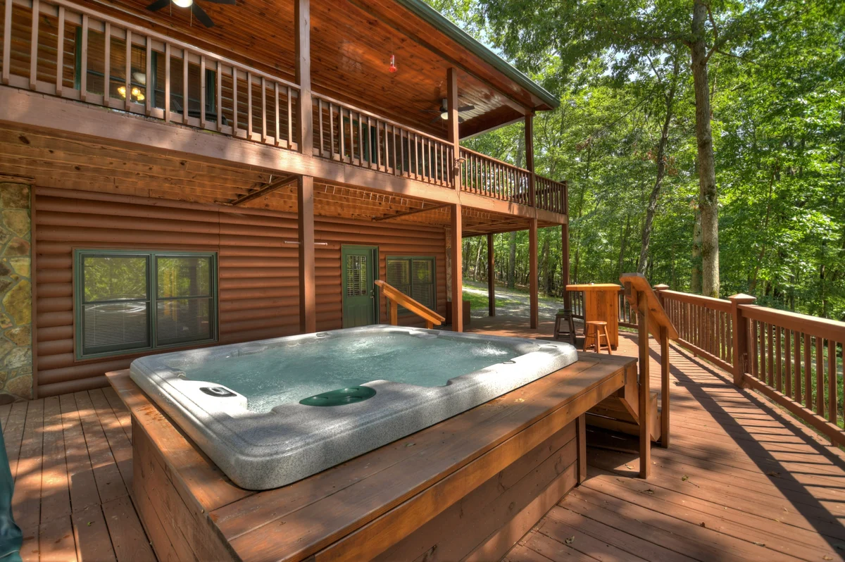 Luna Landing-Pet Friendly, Mtn Views, Hot Tub property photo 2