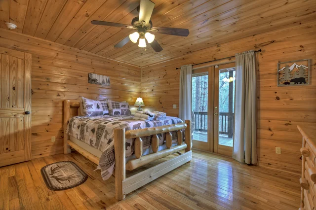 Bedroom 1 image 1