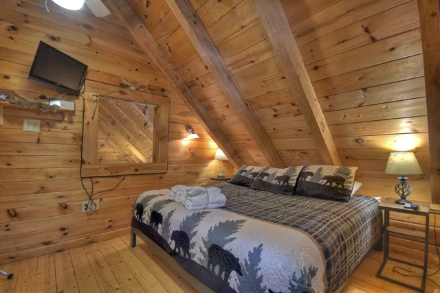 Bedroom 3 image 1