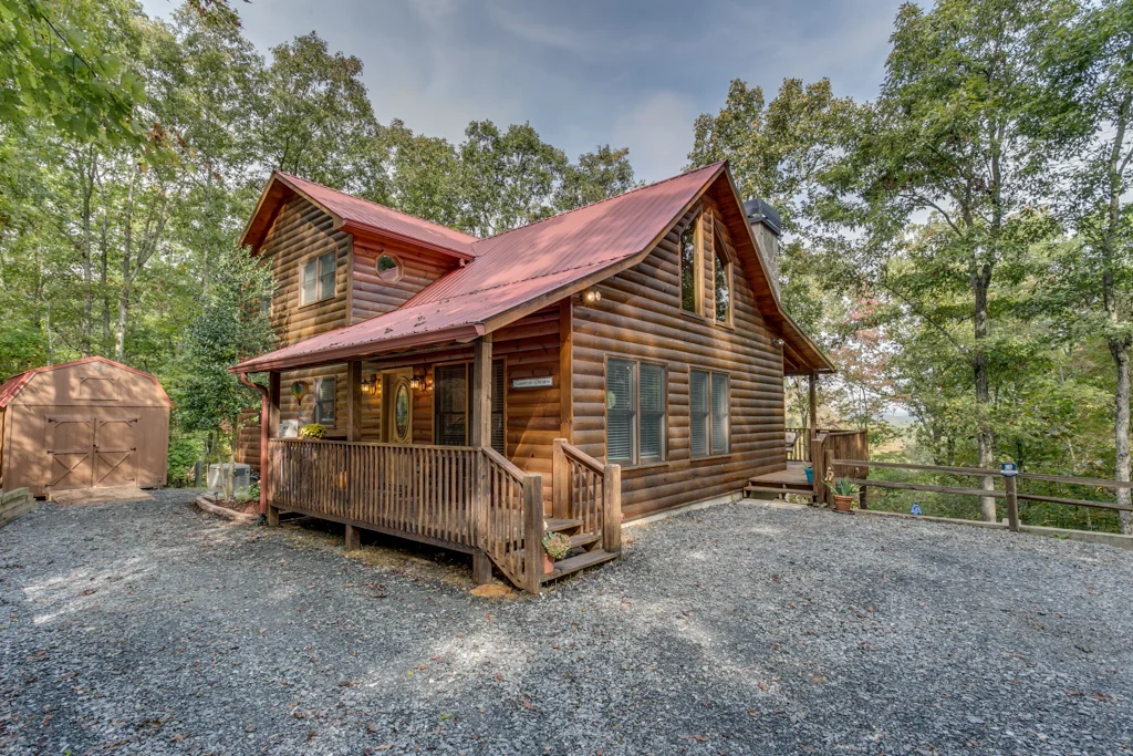 Country Dreams-Near Ocoee River, Hot Tub, Fire Pit property photo 3