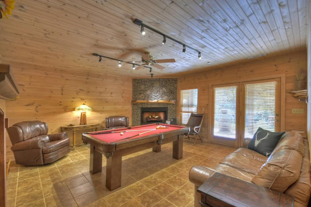 Fade Away on Fightingtown- Hot Tub, Creekside property photo 3