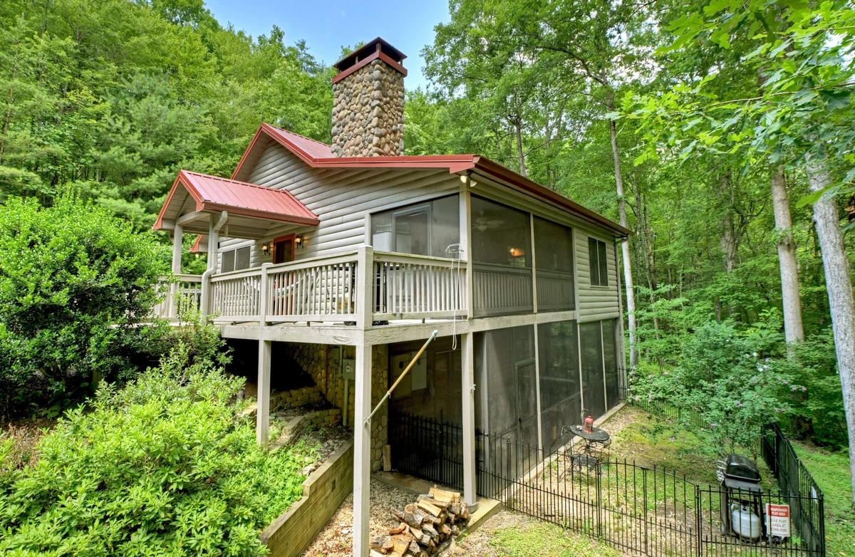 Serenity Creek, Pet Friendly, Hot Tub, Fire Pit property photo 1
