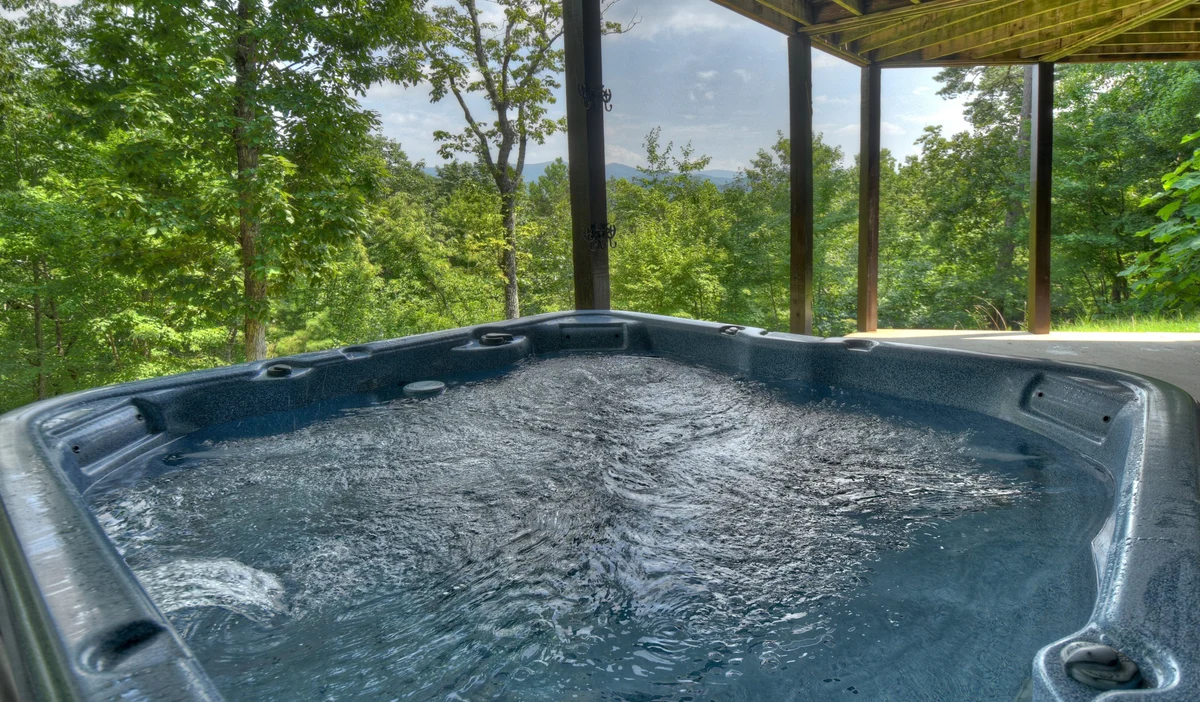 Born In The Rockies- MTN Views, Hot Tub, Fire Pit property photo 2