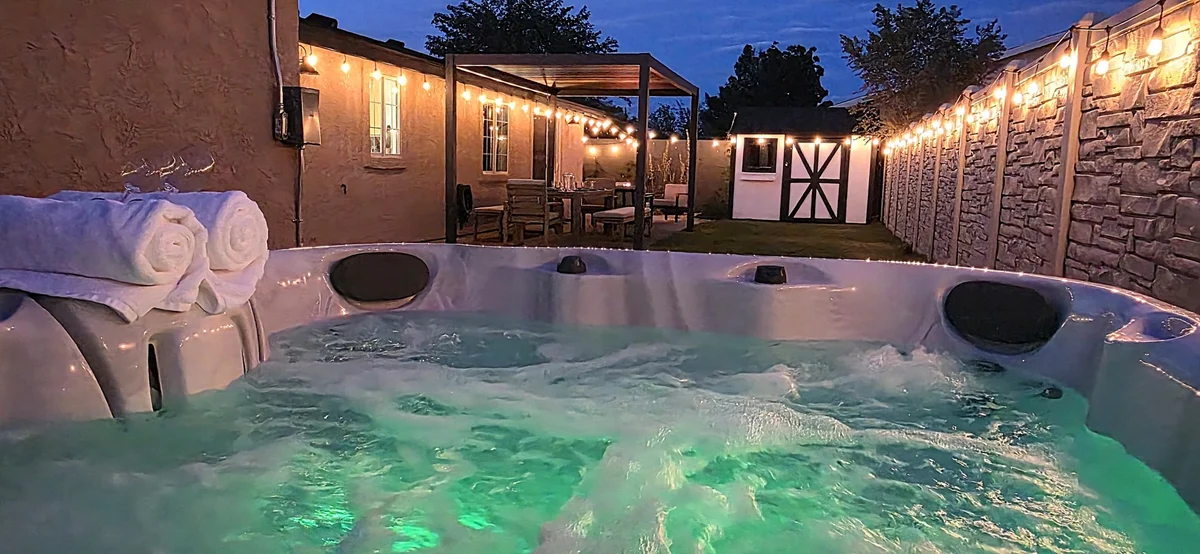 Hot Tub, Game Room, Coffee Bar, Fire Pit, Pancakes property photo 1
