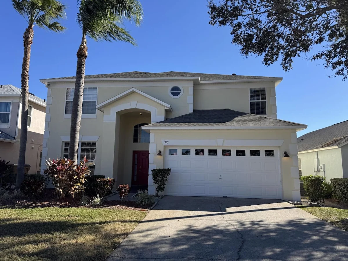 Home in Kissimmee property photo 2