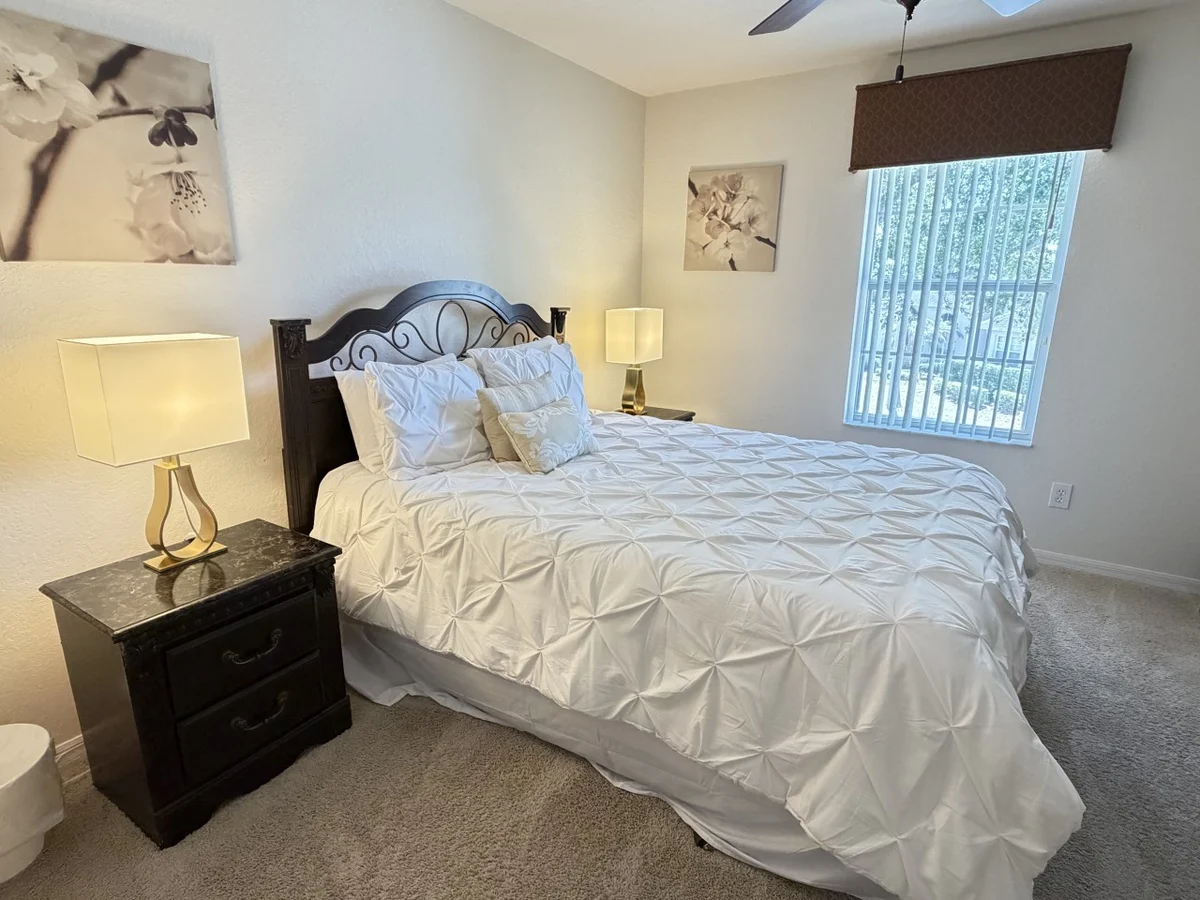 Bedroom 4 image 1