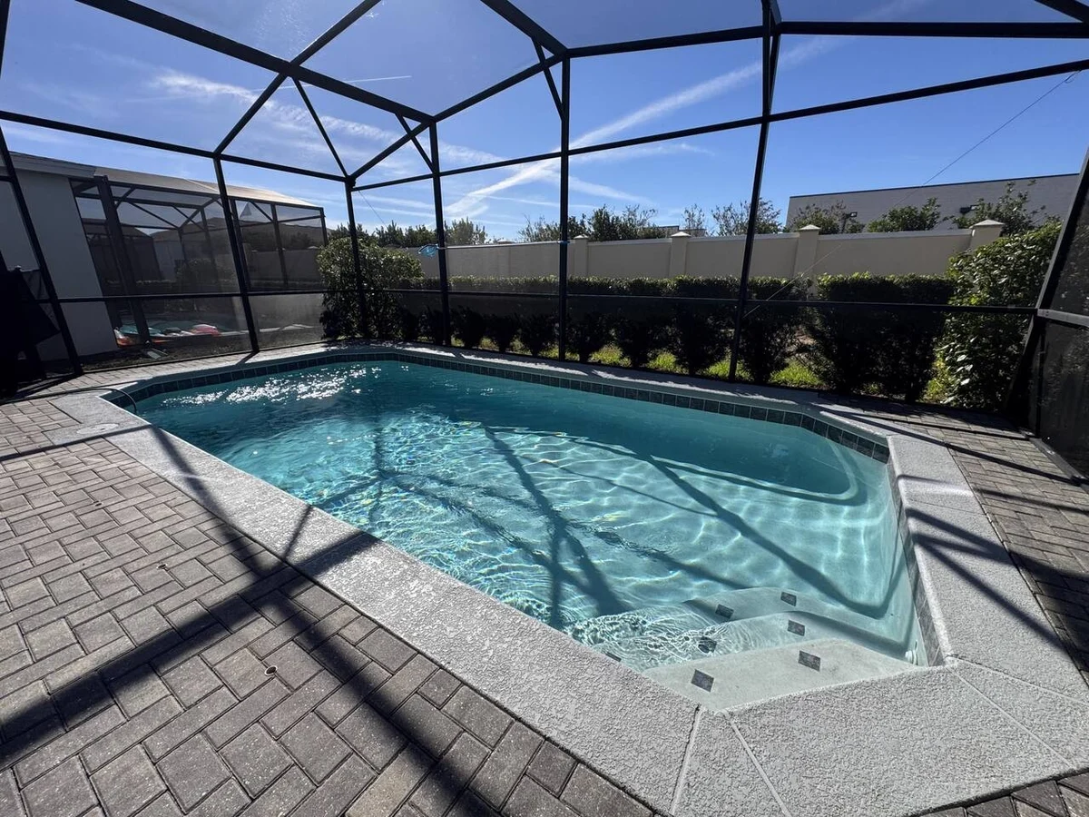 Home in Kissimmee property photo 2