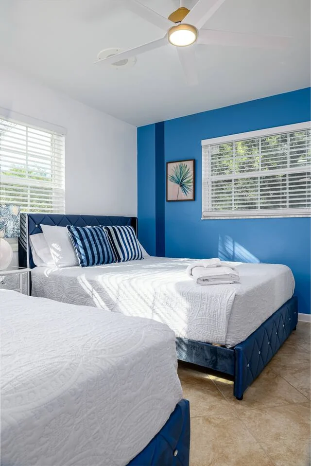 Bedroom 9 image 1