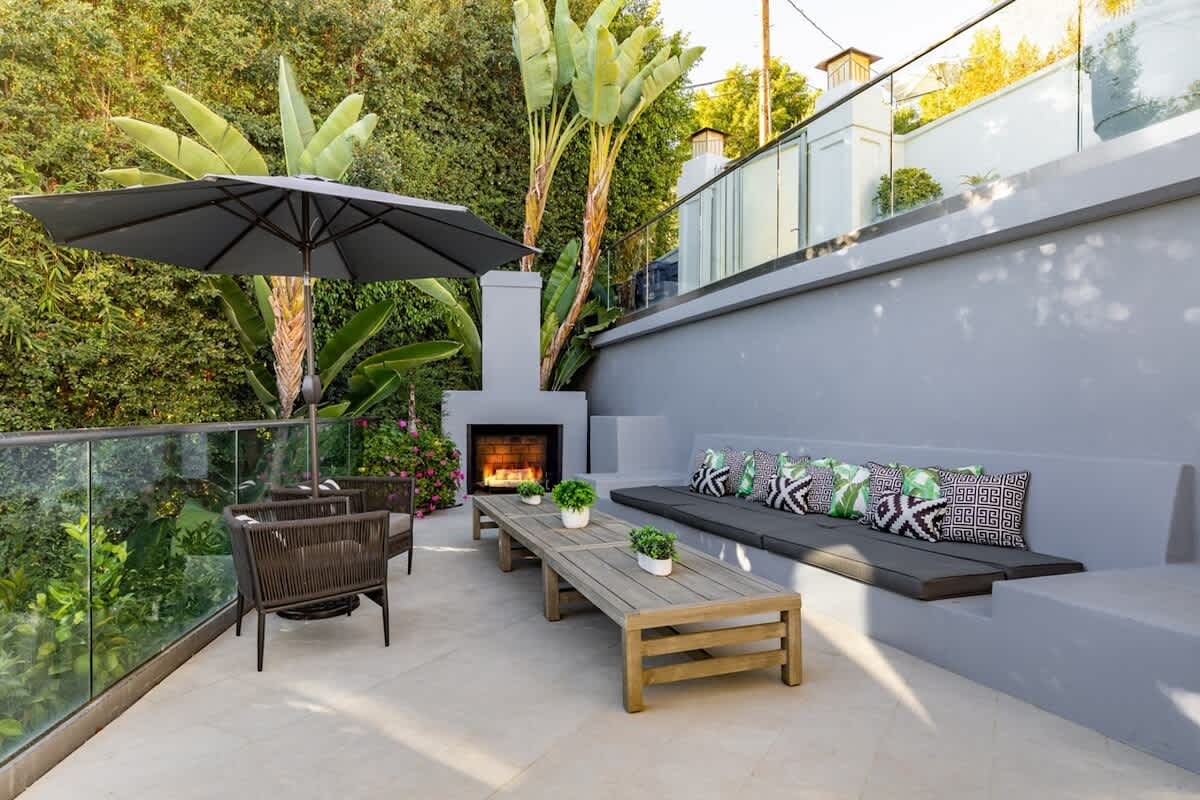 Property in West Hollywood property photo 5