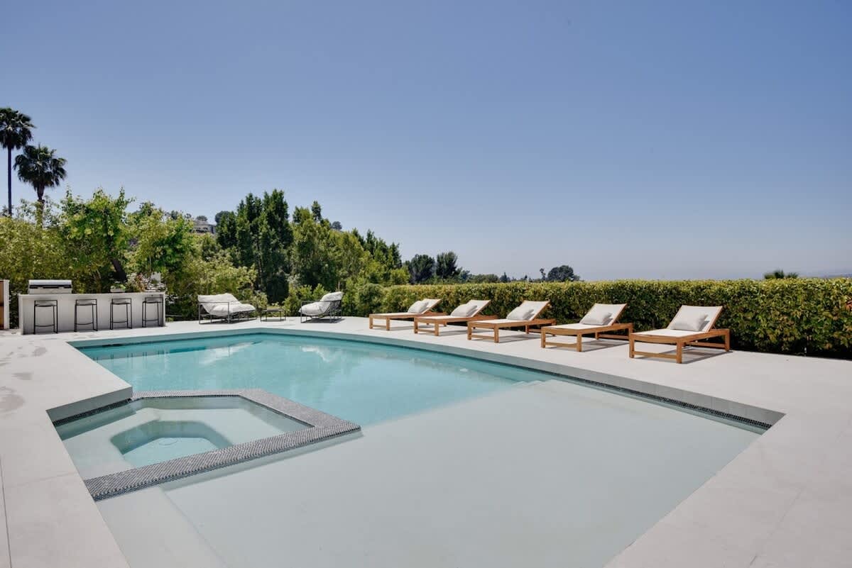 Property in Los Angeles property photo 4