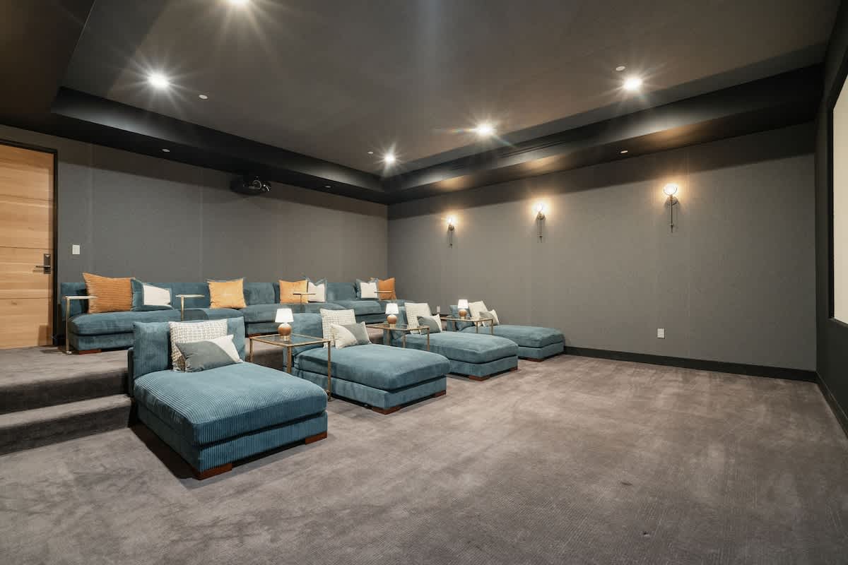Property in Los Angeles property photo 3