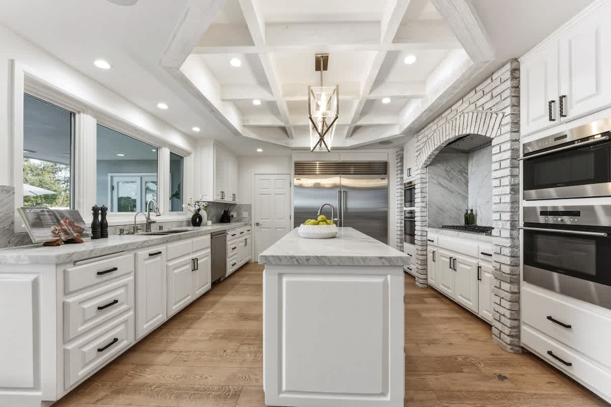 Home in Los Angeles property photo 5