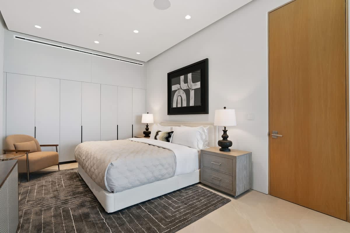 Bedroom 3 image 1