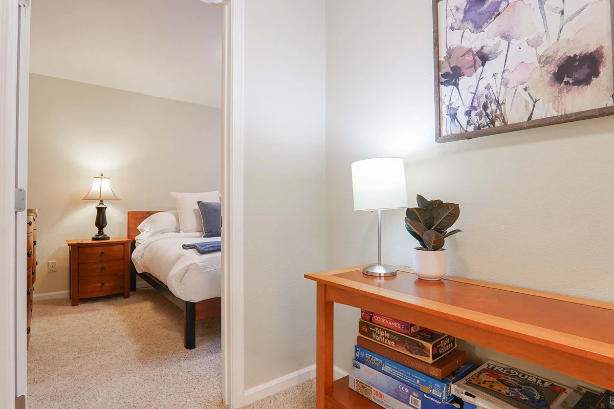 Bedroom image 1