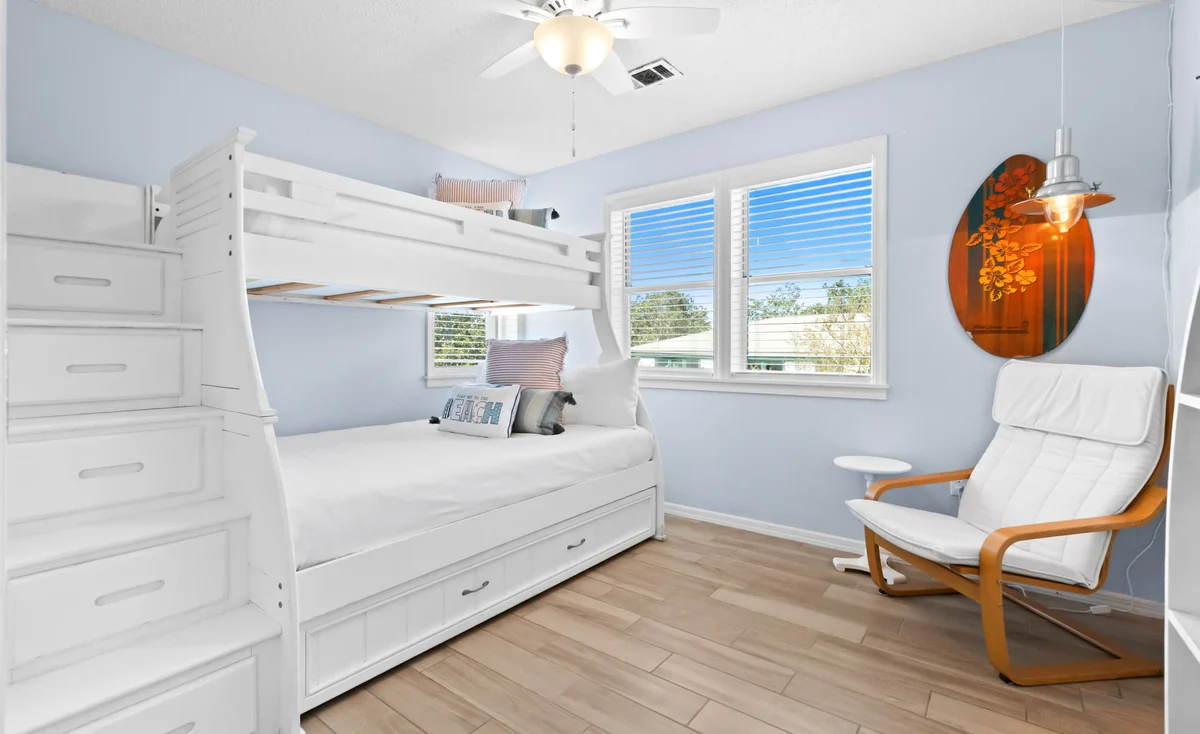 Bedroom image 1