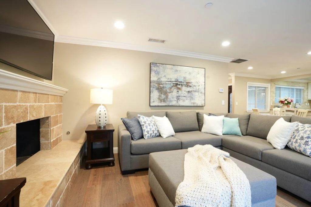 Home in Anaheim property photo 5
