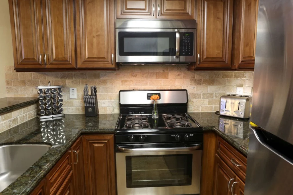 Condo in Anaheim property photo 4