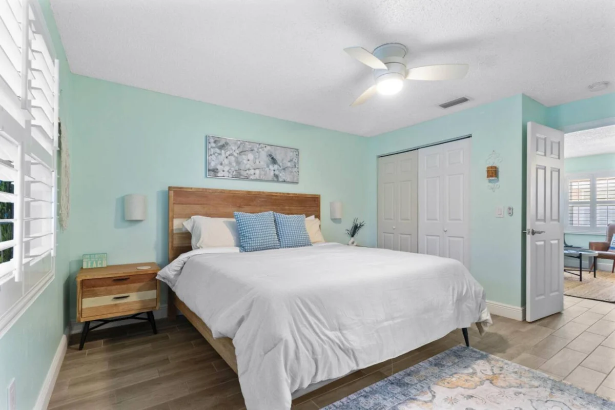 Bedroom 1 image 1