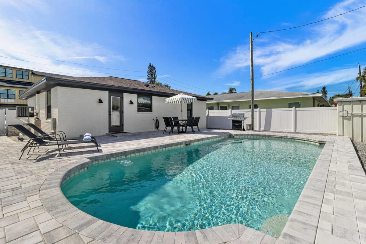 Home in Madeira Beach property photo 2