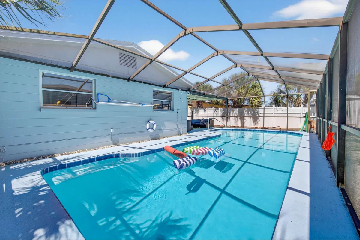 Home in Redington Beach property photo 4