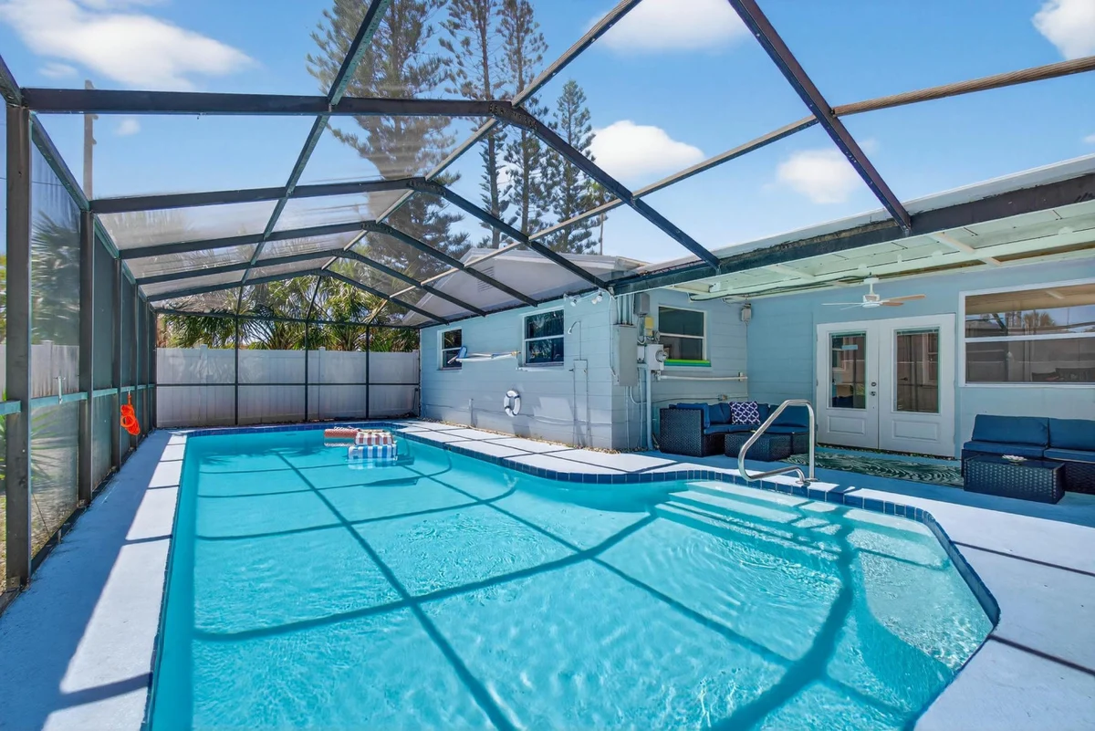 Home in Redington Beach property photo 3