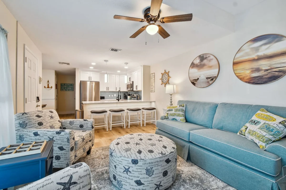 Home in Madeira Beach property photo 2