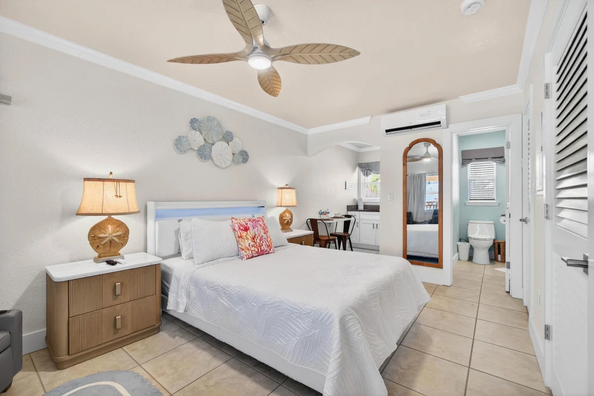 Home in Redington Shores property photo 5