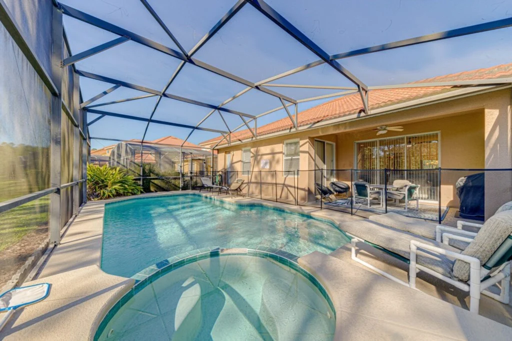 Beautiful pool home in gated community property photo 4
