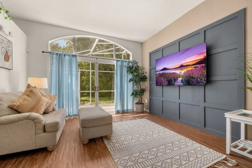 Modern Retreat, South Facing Pool & Game Room property photo 4