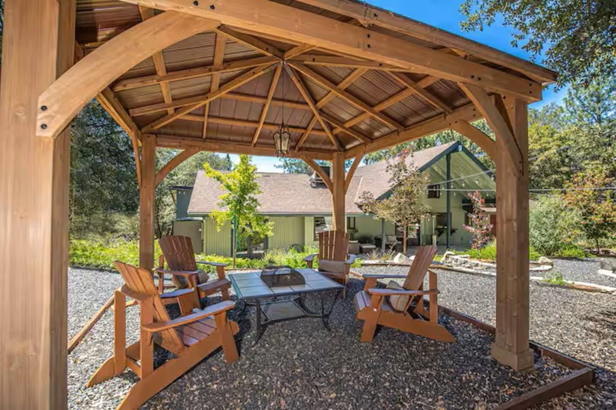 Home in Mariposa County property photo 4