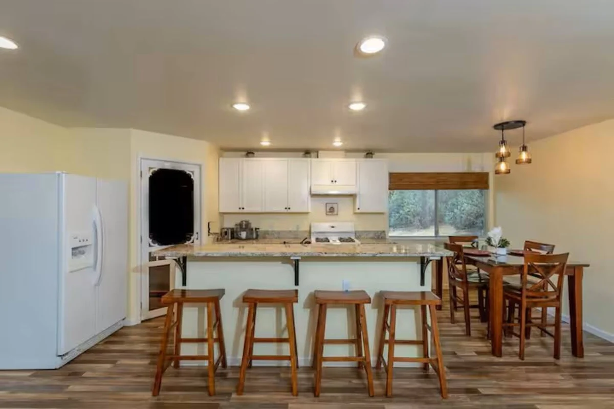 Home in Mariposa County property photo 4