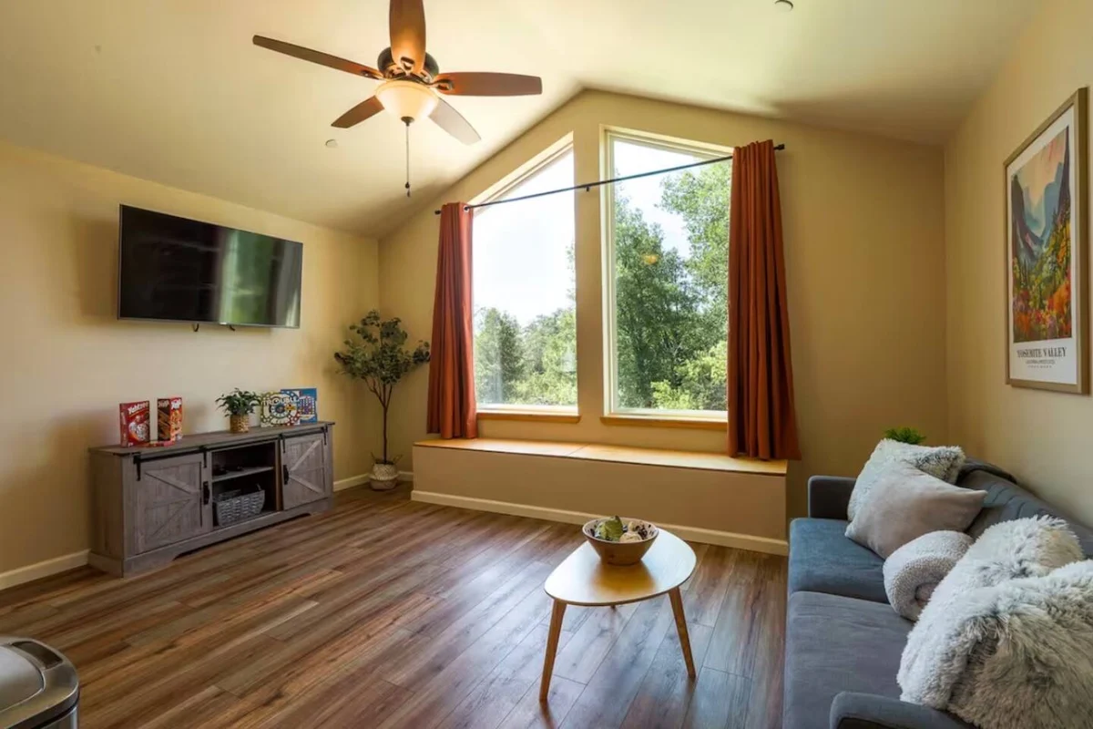 Home in Mariposa County property photo 4