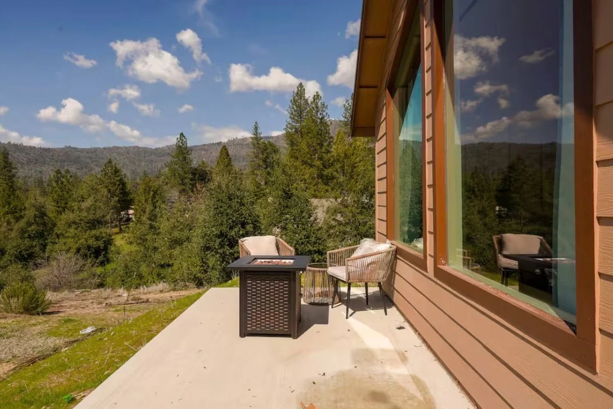 Home in Mariposa County property photo 4