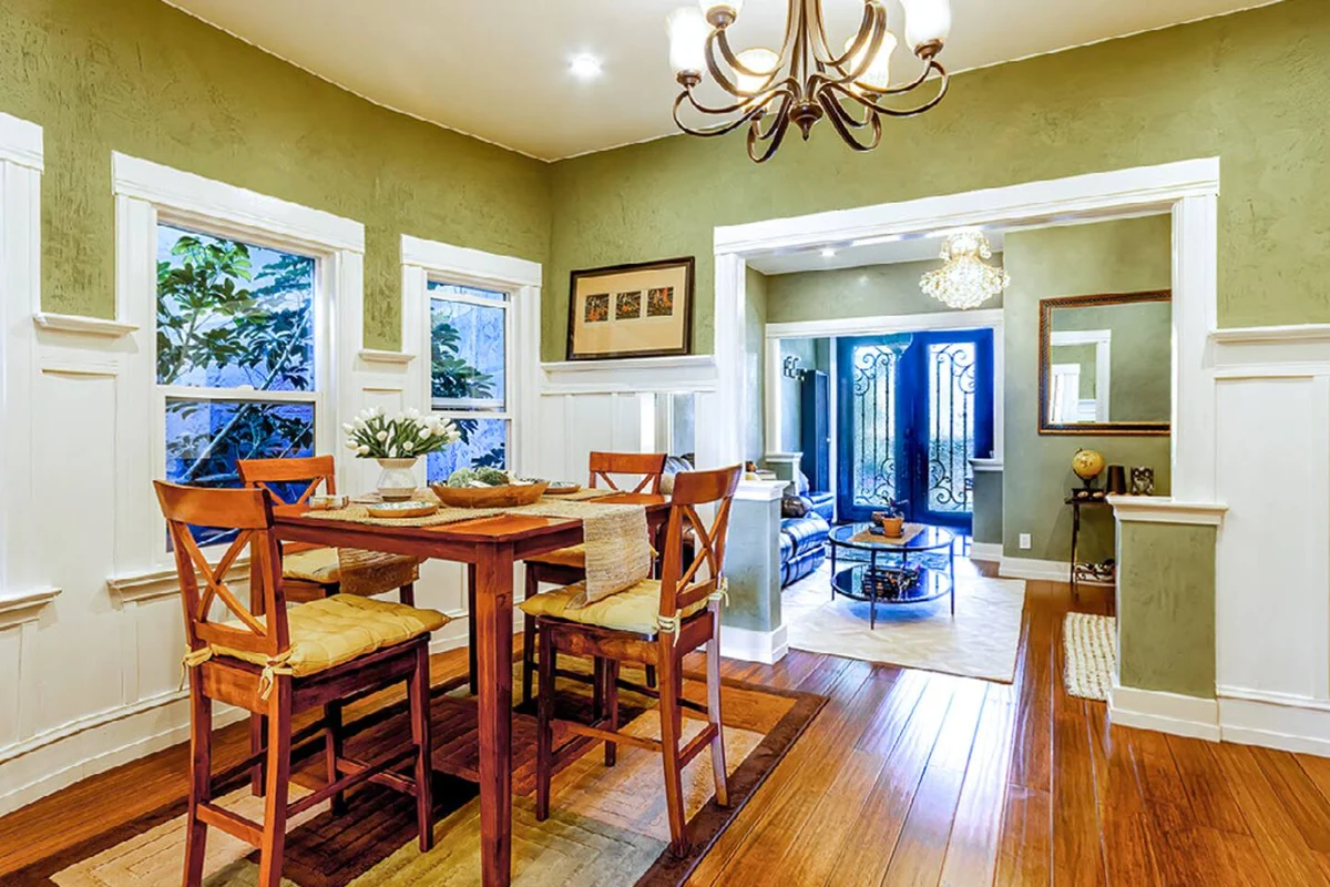 Home in Emeryville property photo 4