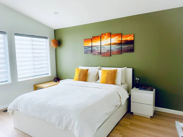 Bedroom 3 image 1