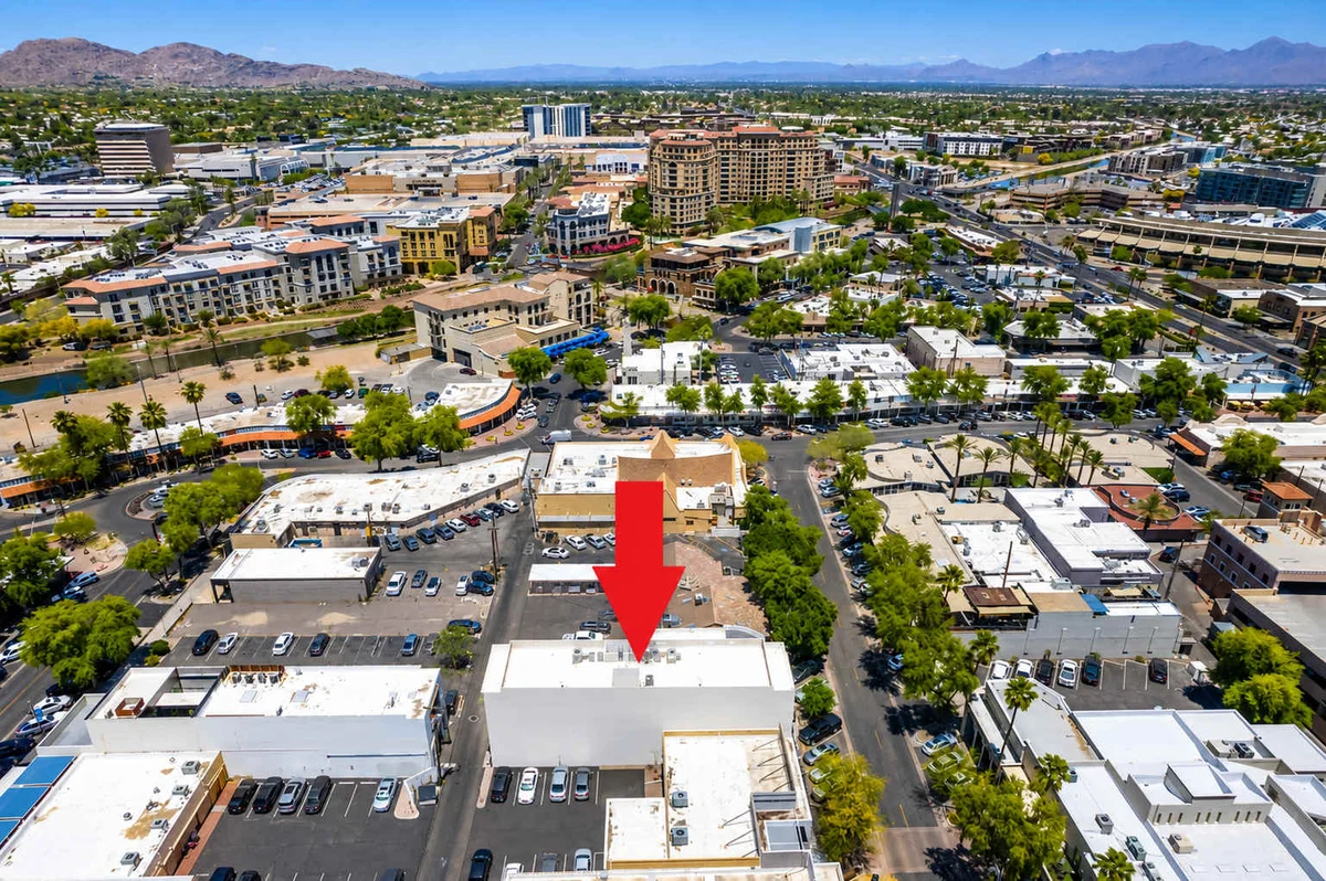 Condo in Scottsdale property photo 4