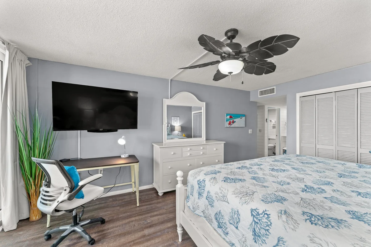Bedroom 3 image 1