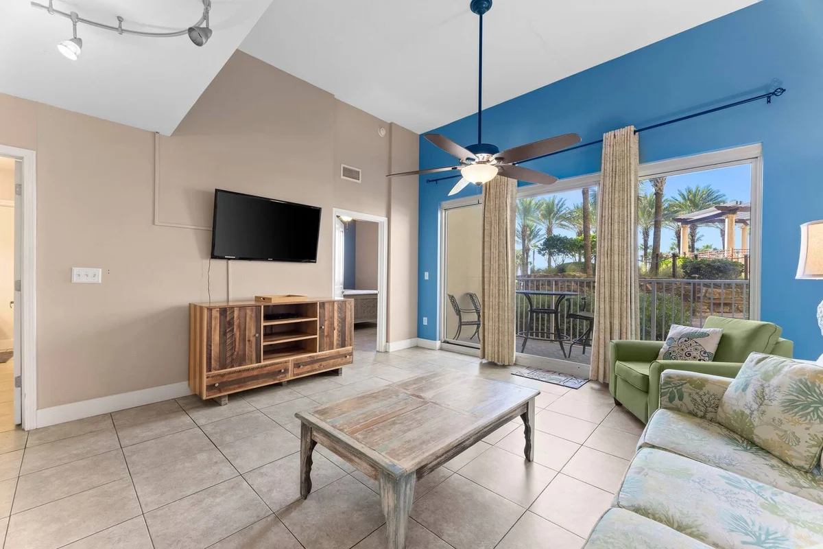 Condo in Panama City Beach property photo 2