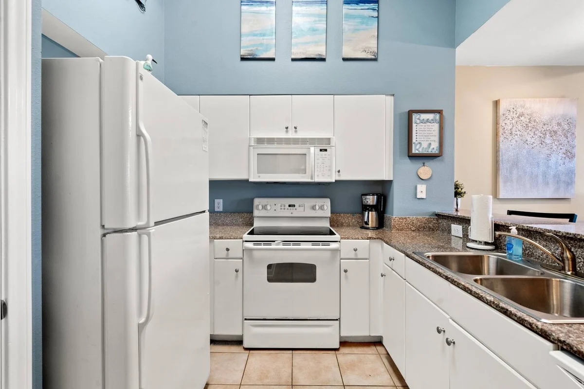 Condo in Panama City Beach property photo 3
