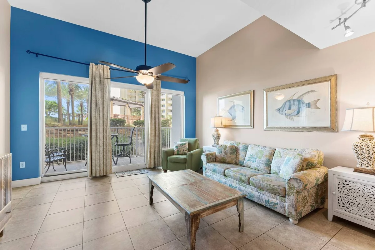 Condo in Panama City Beach property photo 4