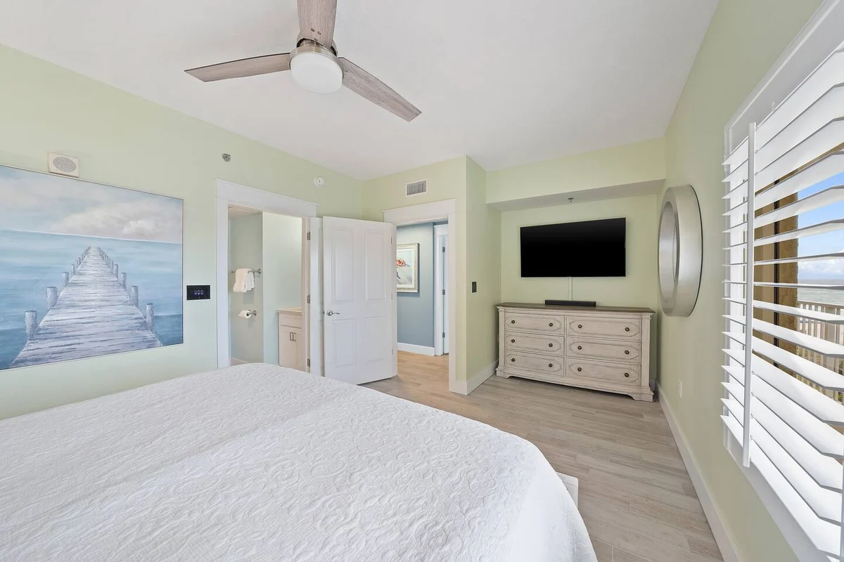 Bedroom 1 image 1