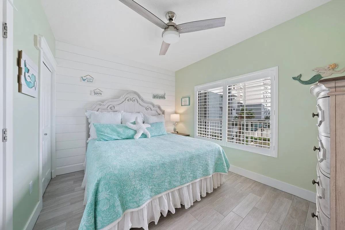 Bedroom 3 image 1